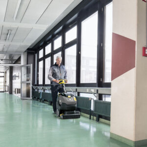 BR 45/22 C Bp Pack Li Scrubber Dryer - Image 5