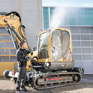 HD 7/12-4 M Plus Pressure Washer - Image 3