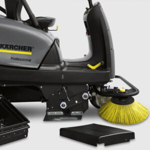 KM 100/100 R Bp Pack Vacuum Sweeper - Image 3
