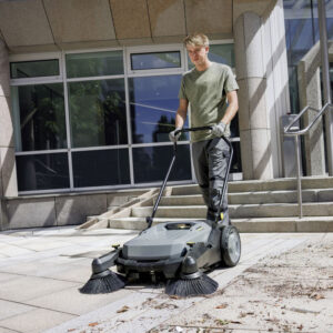 KM 70/20 C 2SB Sweeper - Image 4